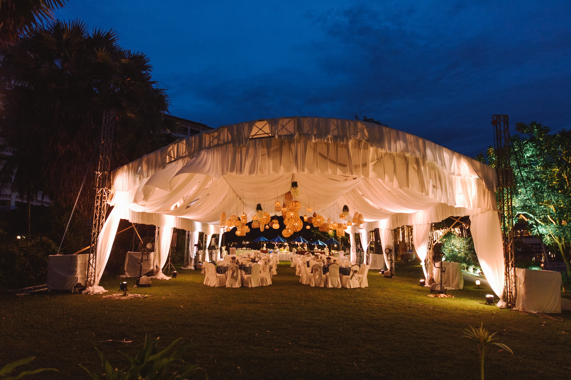 indian wedding Telugu at Dusit Thani, Hua Hin, Thai art wedding decoration, lovedezign photography
