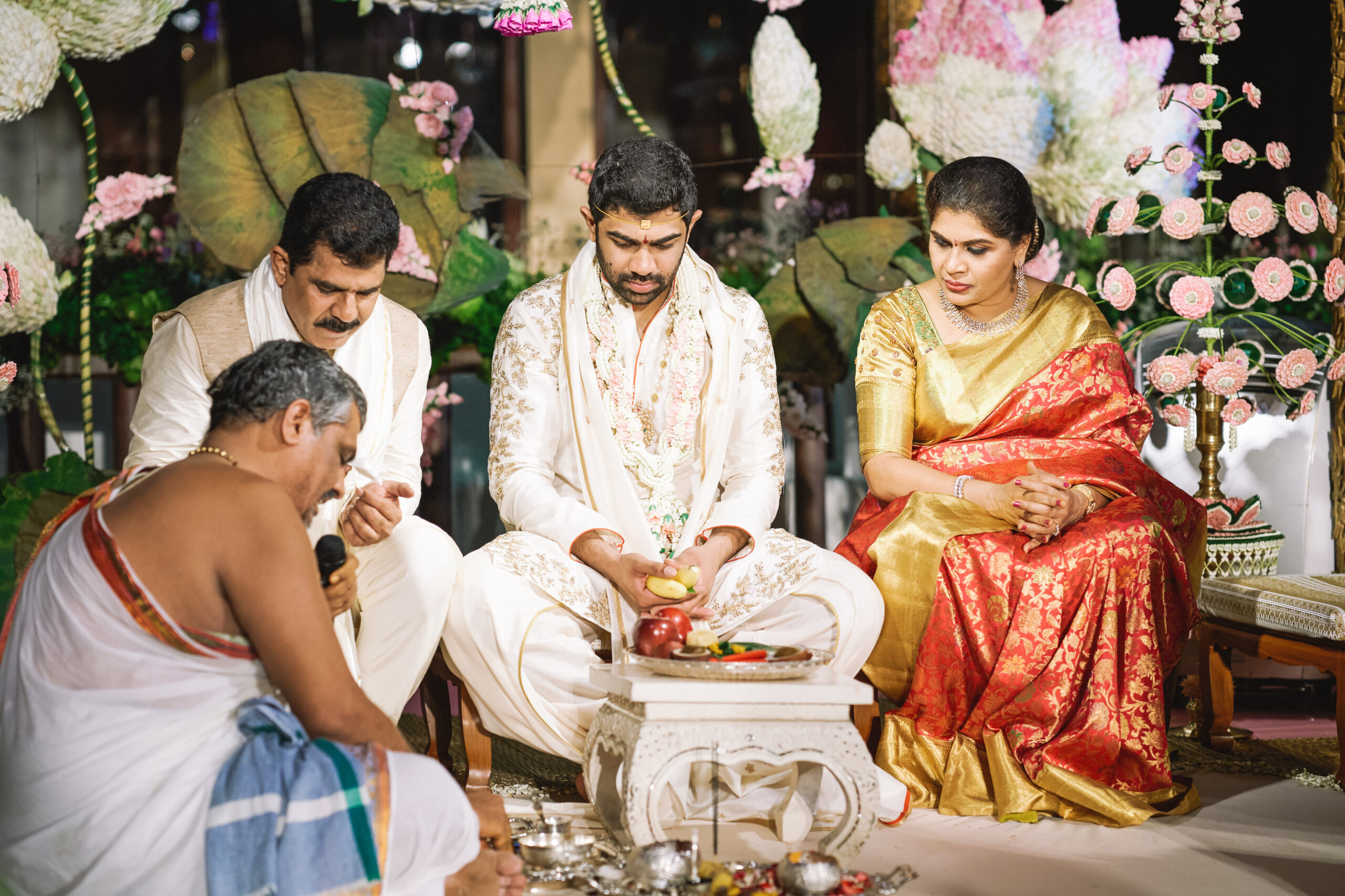 indian wedding Telugu at Dusit Thani, Hua Hin, Thai art wedding decoration, lovedezign photography