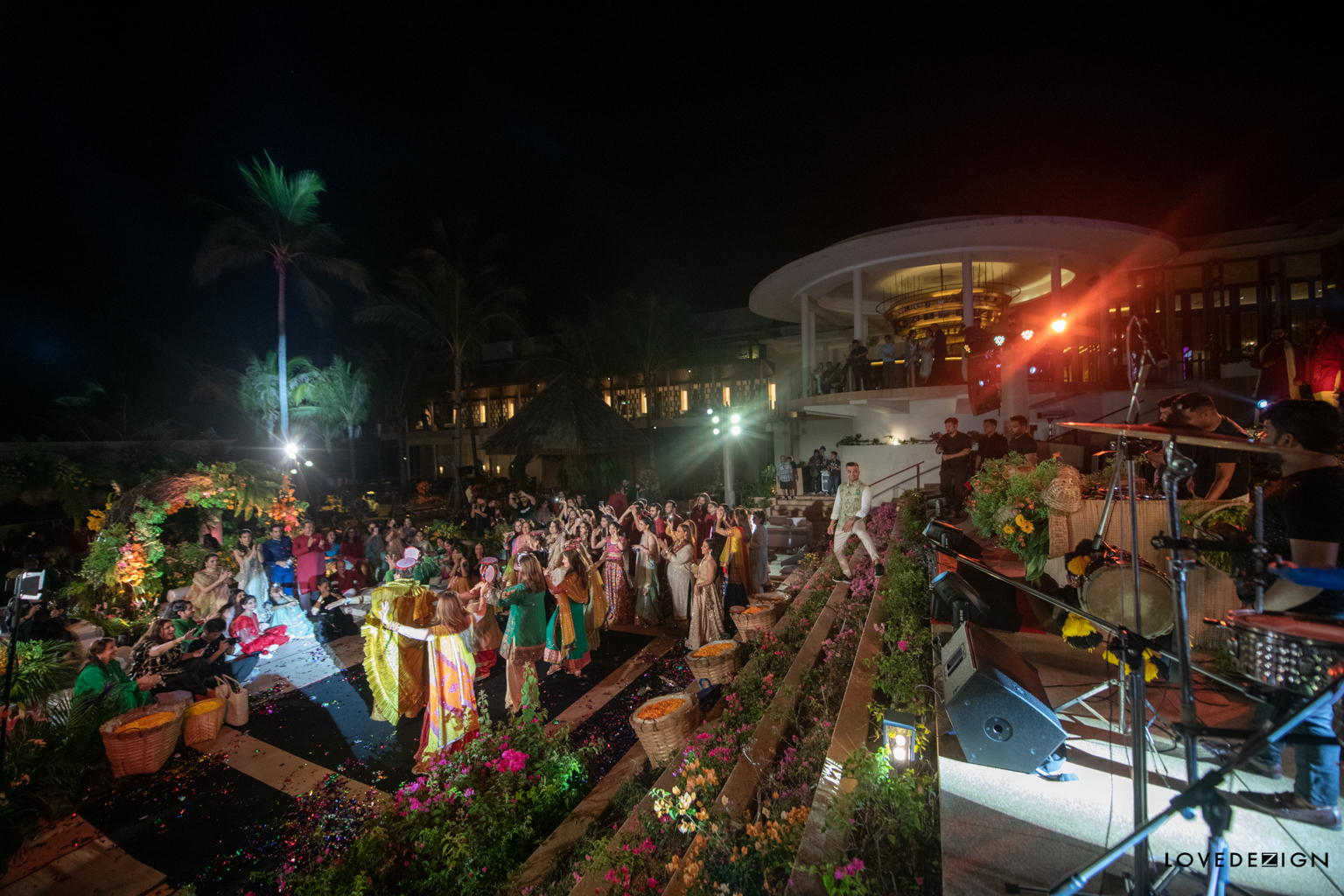 indian wedding photographer, indian wedding destination in Thailand, Ritz Carlton Samui, Indian wedding photo, lovedezign photography, Indian wedding photo in Thailand 