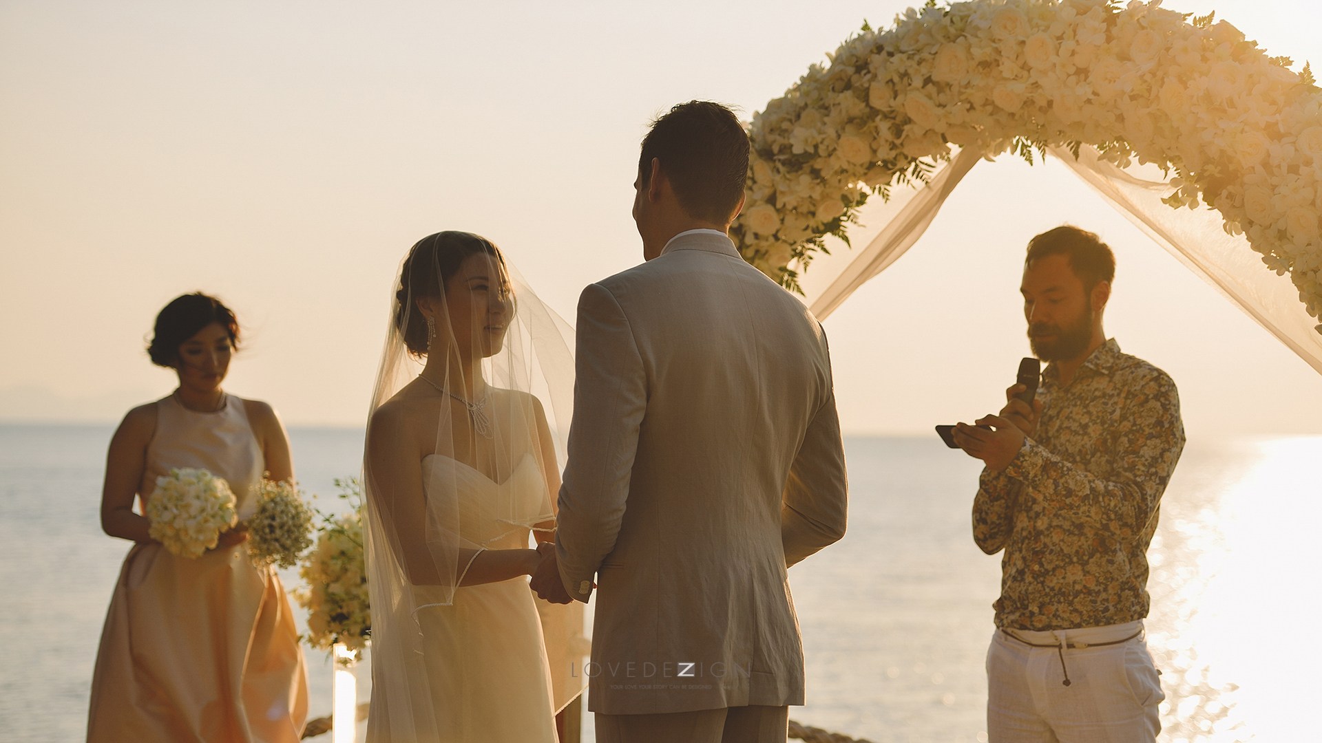 wedding photo at Conrad Samui, wedding destination in Thailand