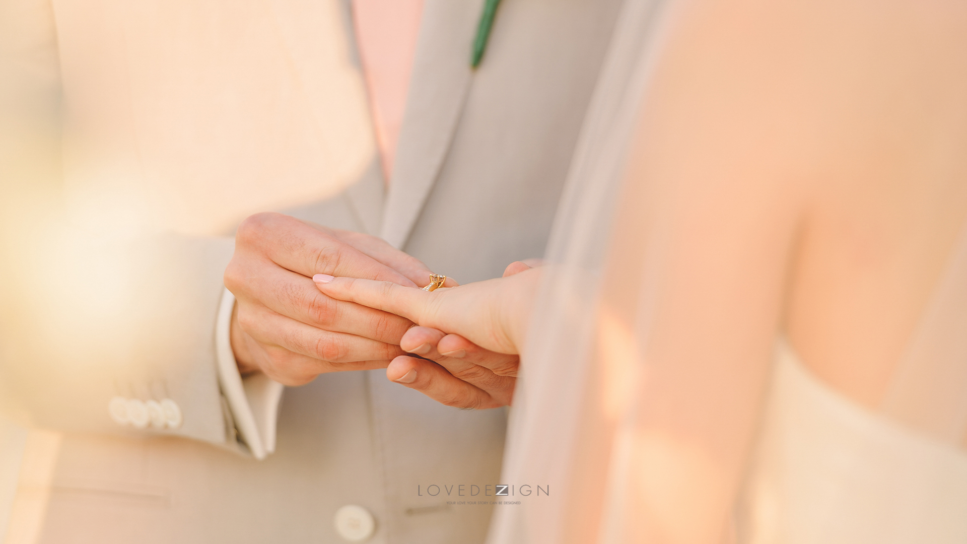 wedding photo at Conrad Samui, wedding destination in Thailand