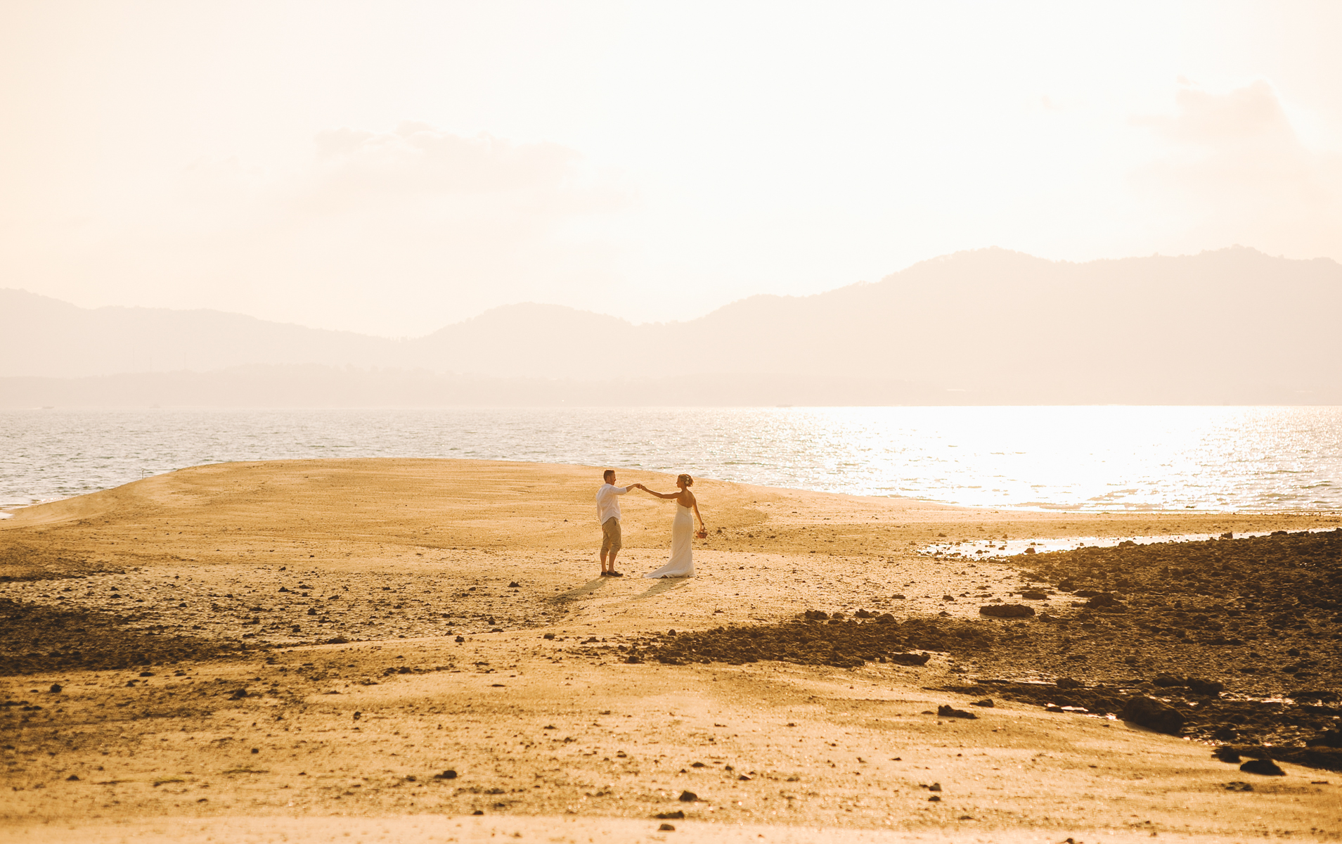 wedding photography at Radisson Blu Phuket, Phuket photography