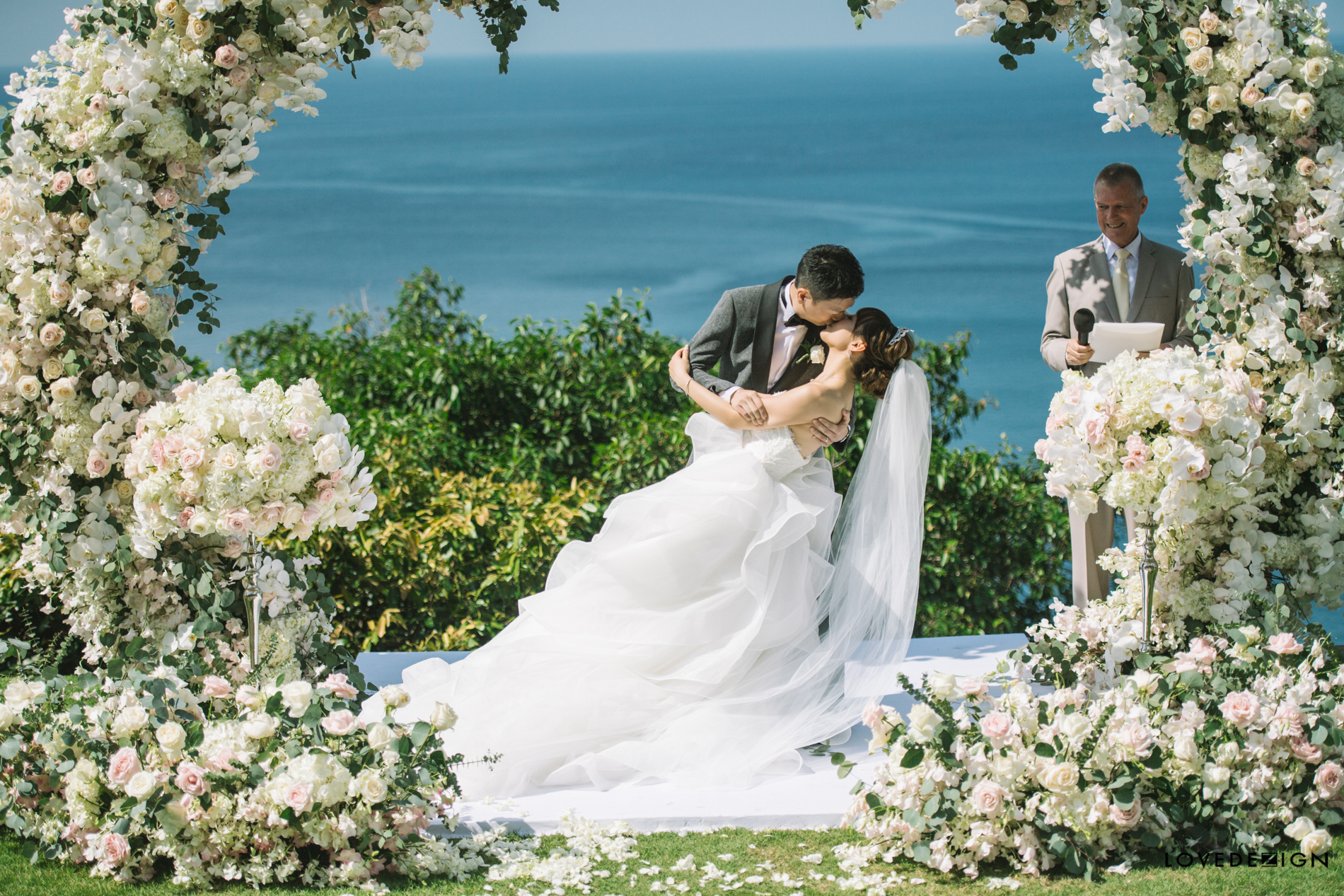 wedding photography at Paresa, Phuket